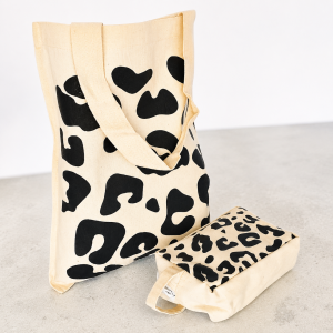 Cheetah Bundle Tote bag with Free Cheetah Cosmetic make up pouch